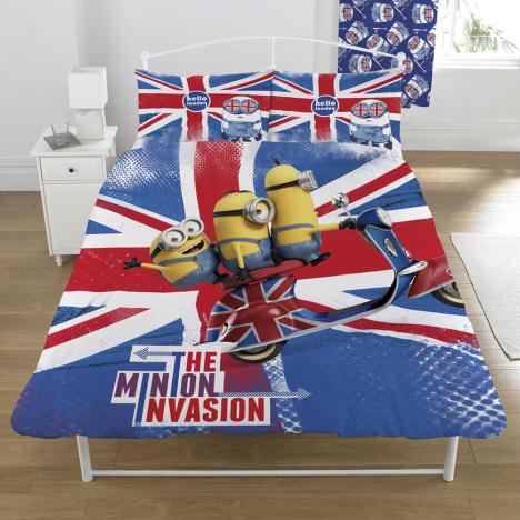 Minions Invasion Double Panel Duvet Set £39.99